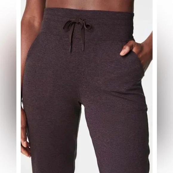 NWT SPANX Truffle Brown Heather SoftStretch Slim Jogger SZ XS - Picture 3 of 5